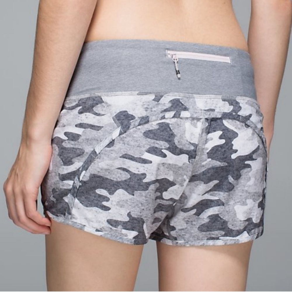 RARE Lululemon Run Times Short Lotus Camo Remix Heathered Slate 4